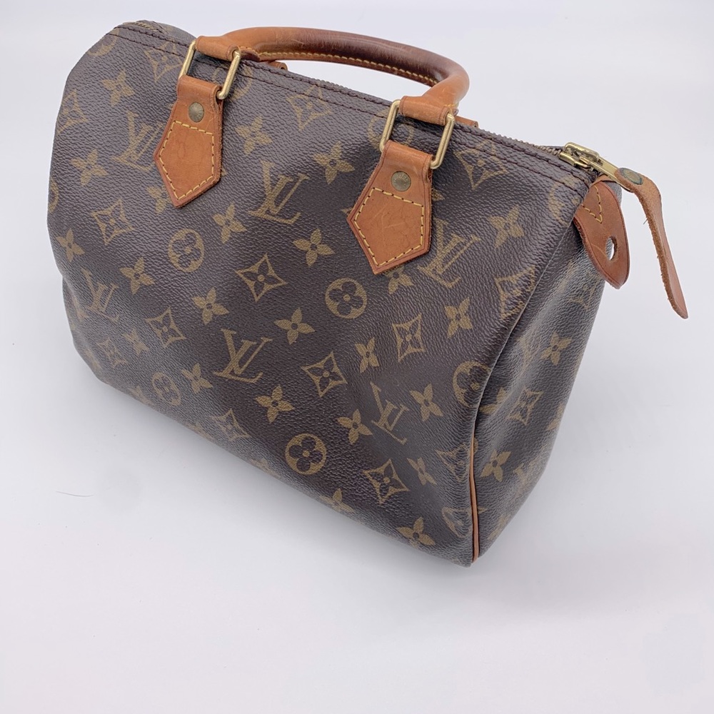 Louise Vuitton Speedy 25